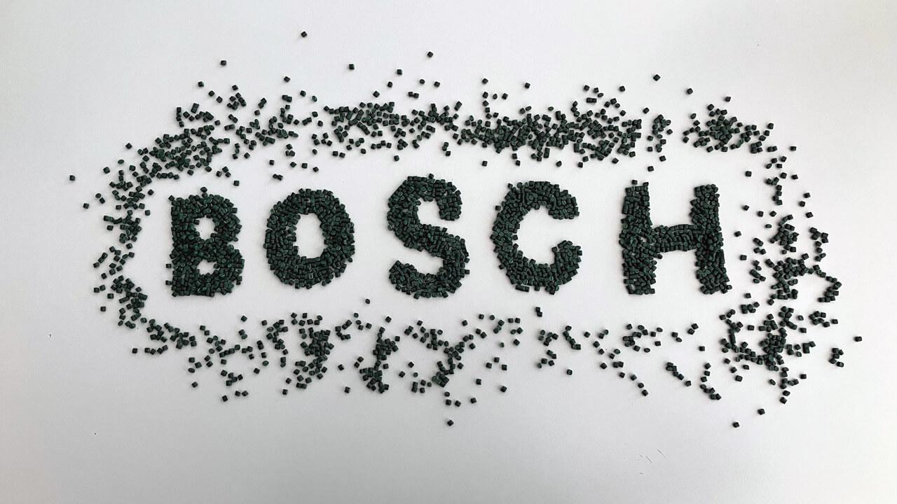 Tovább zöldülnek a kofferek Miskolcon