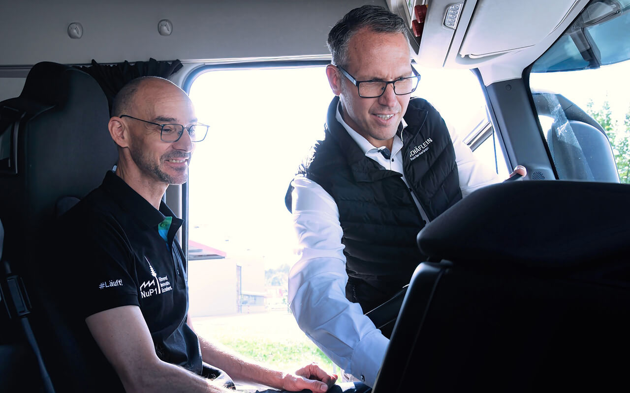 Az üzemanyagcellás teherautóval a cél a kibocsátás csökkentése és a hajtásrendszerek továbbfejlesztéséhez szükséges adatok gyűjtése.