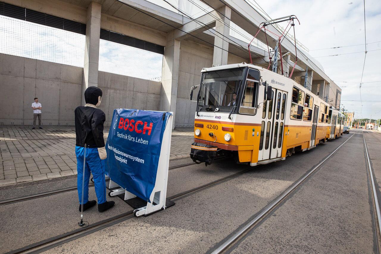 Budapesten is járnak már a Bosch rendszerével felszerelt villamosok